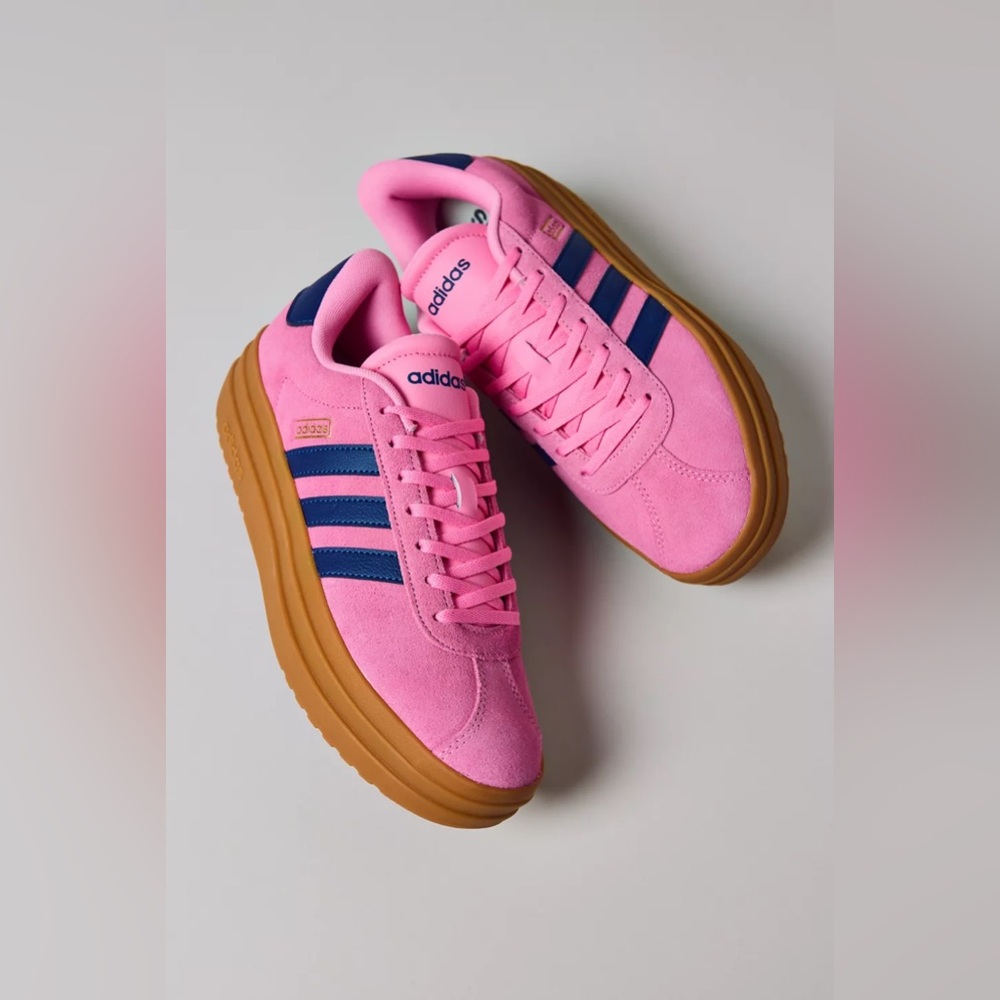 NWT Adidas VL Court Bold Platform Sneakers Bliss Pink / Dark Blue Gold Size 6.5 - Picture 2 of 8